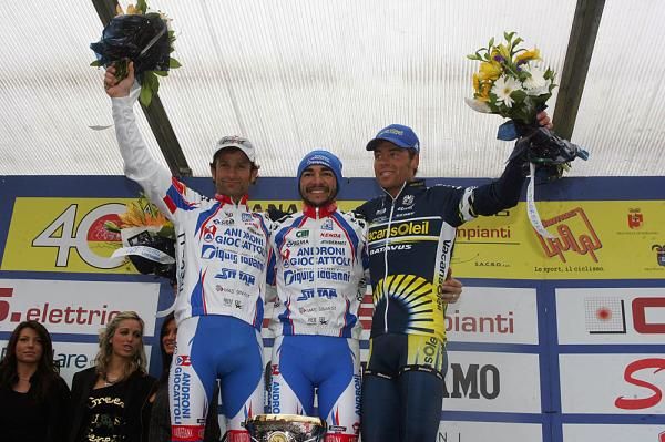 Scarponi, Serpa and Carrara on the podium after stage 4.