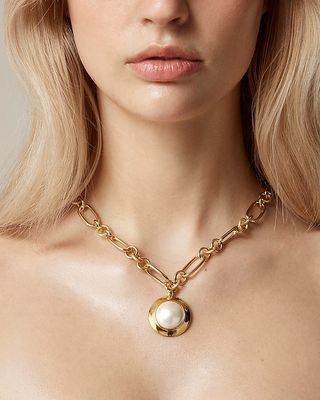 Domed Pearl Pendant Necklace