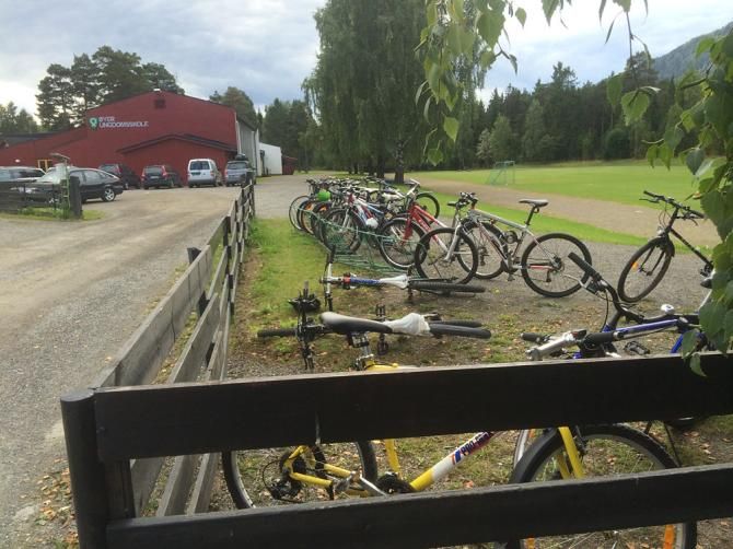 This is how kids in Hafjell get to school.
