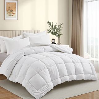 Wayfair Sleep All Season Down Alternative Comforter