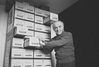 Robert Doisneau at home in 1989 (Photo by Sophie Bassouls/Sygma/Getty Images)