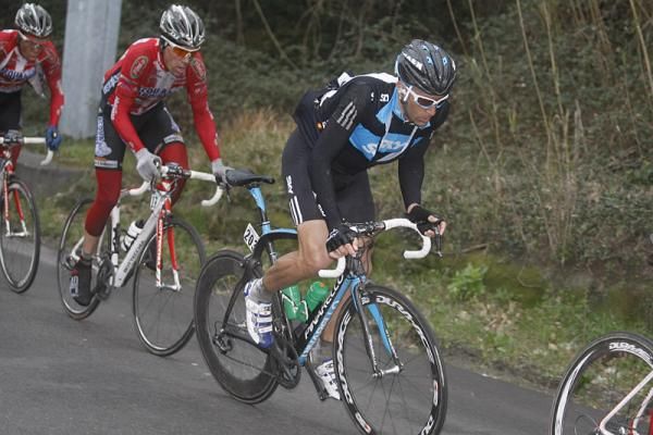 Juan Antonio Flecha (Team Sky) stands up on his pedals
