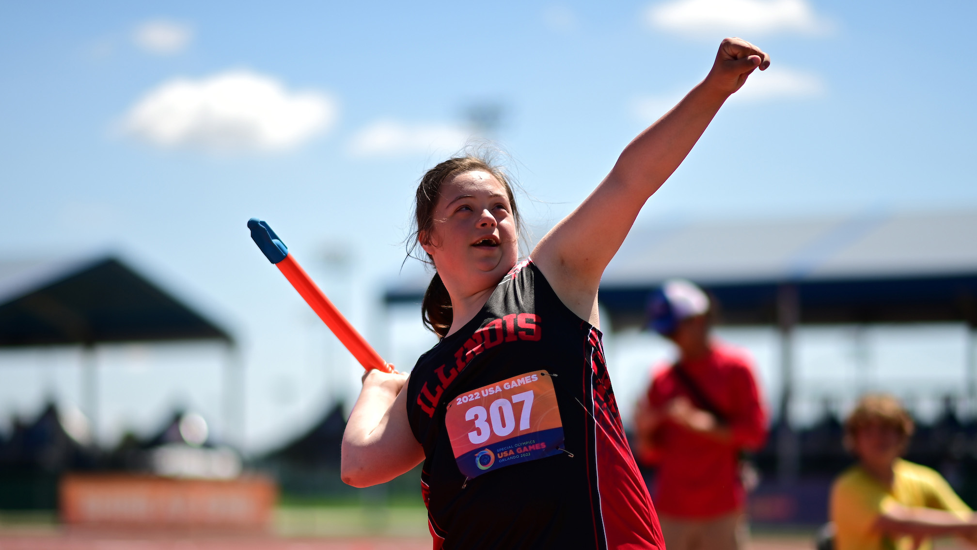 A photo of an athlete of team Illinois throwing a javelin during the 2022 Special Olympics USA Games.