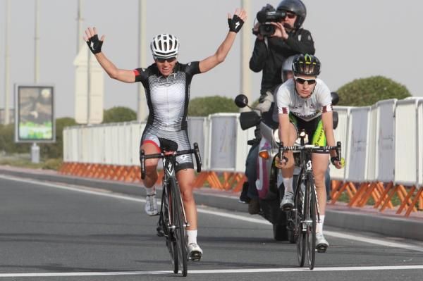 Trixi Worrack (Specialized - lululemon) wins the stage ahead of Judith Arndt (GreenEDGE-AIS), who took over the general classification lead