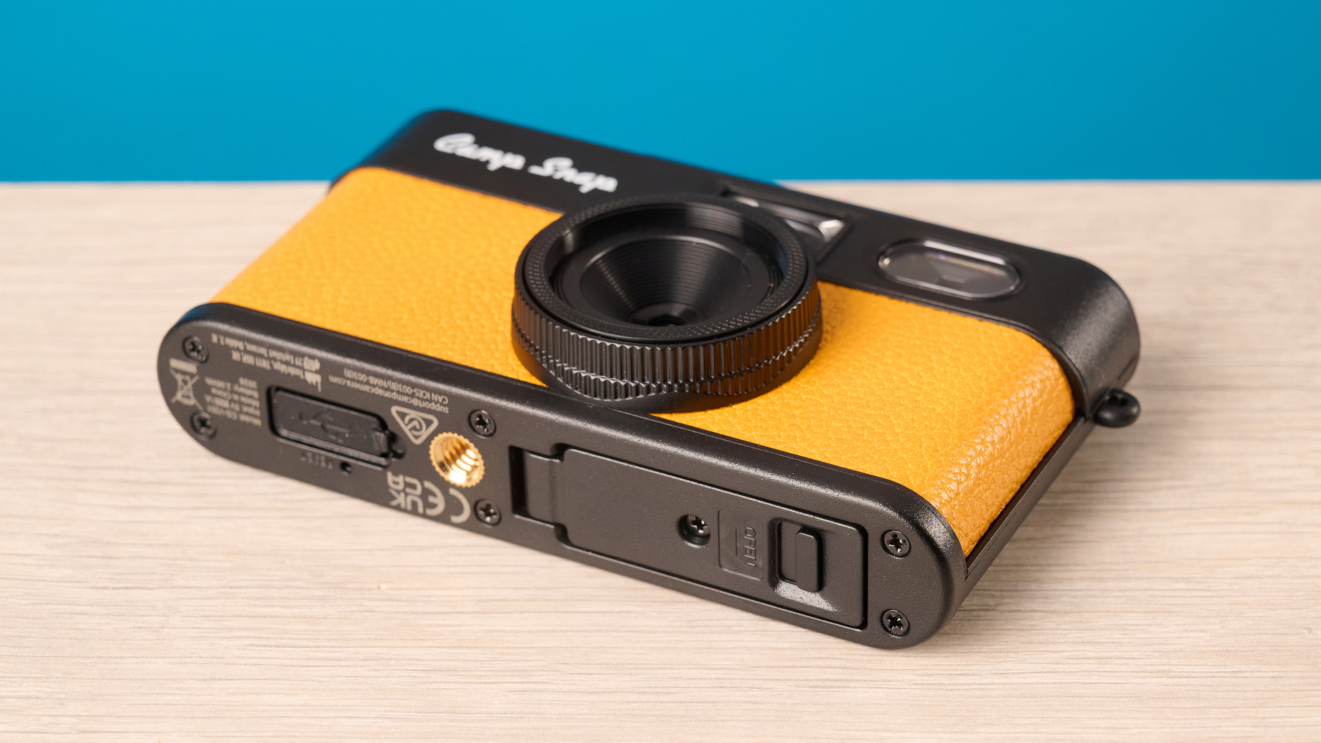 Camp Snap 2 compact camera in Sunbeam Yellow