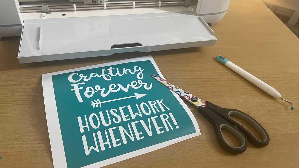 How to make a stencil with Cricut Creative Bloq