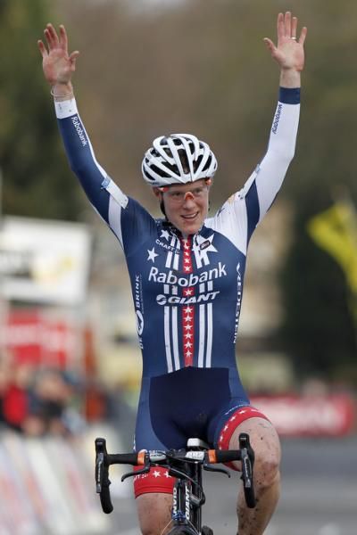 Katie Compton (Rabobank-Giant Off-road Team) wins Druivencross, her second victory in as many days in Belgium.