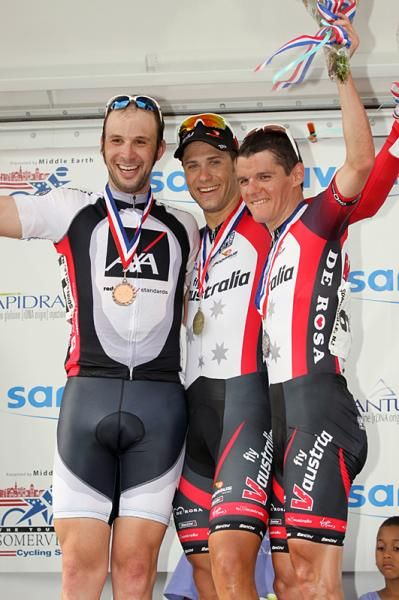 A great podium (l-r): Clayton Barrows (AXA Equitable Cycling Team/CRC), Ben Kersten (Fly V Australia) and Alessandro Bazzana (Fly V Australia).