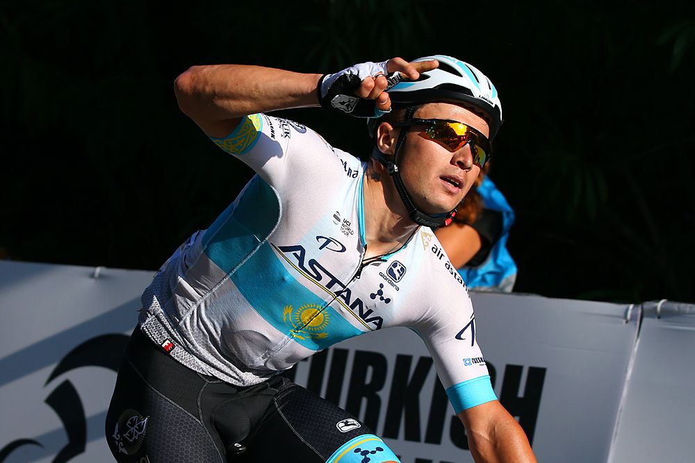 Alexey Lutsenko (Astana) wins stage 4 at Tour of Turkey and moves into overall lead