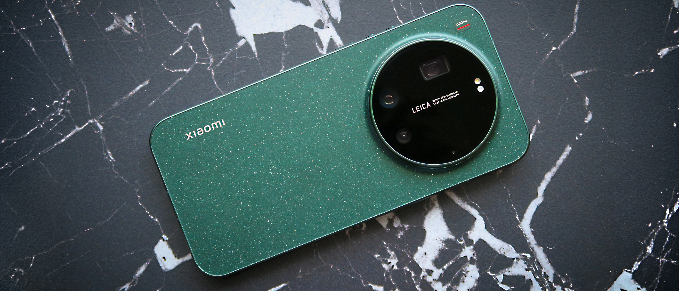 Xiaomi 17 Ultra review back angled 21:9