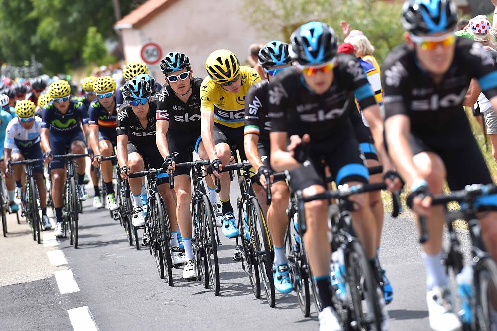 Sky leads the peloton on stage 15 of the Tour de France
