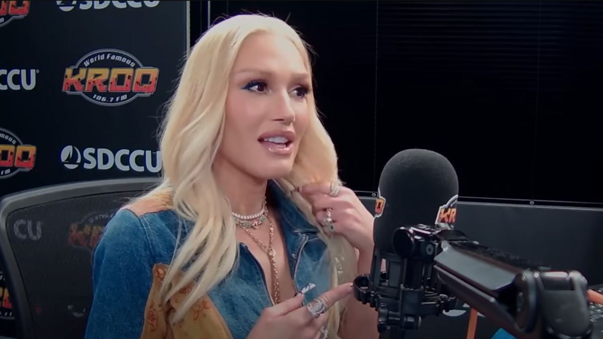 Gwen Stefani in the KROQ studio