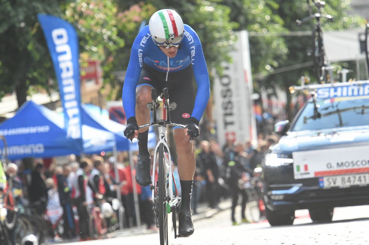 Gianni Moscon (Italy) approaching the climb