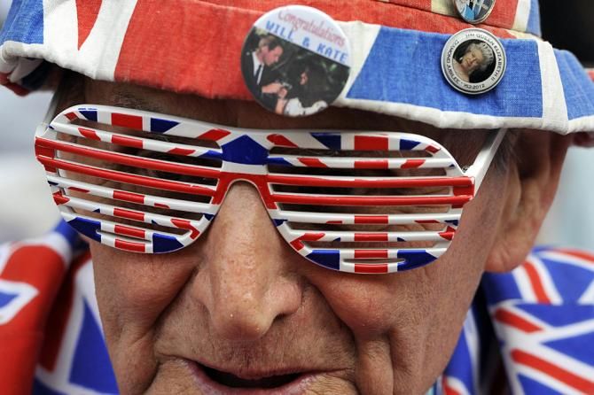 The ultimate British fan.
