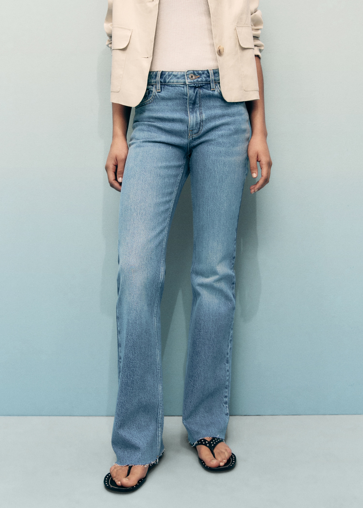 Fiona Flared Mid-Rise Jeans - Women | Mango Usa