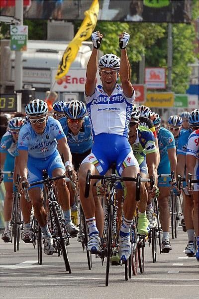 Tom Boonen (Quick Step) won the sprint