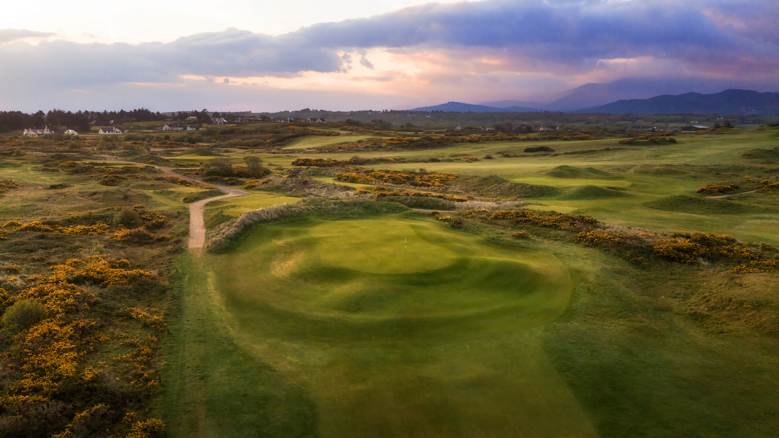 Dooks Golf Links green complex