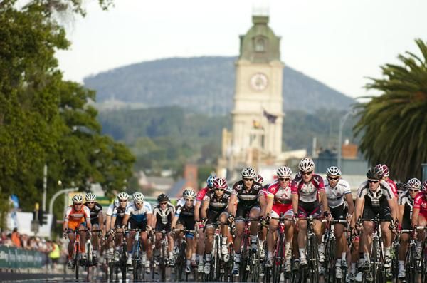 The field in the 2011 mens open criterium championship race make their way up Sturt Street in Ballarat with the Town Hall in the distance.