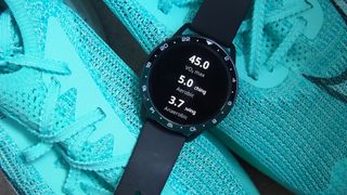 VO2 smartwatch readings on a pair on trainers