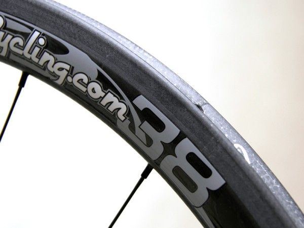 Braking in dry conditions was good when paired with SwissStop Yellow King pads.