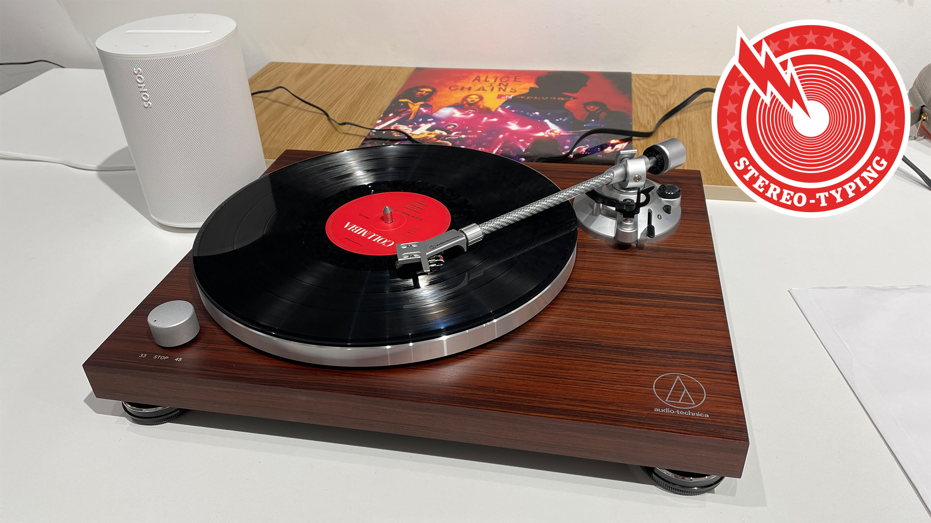 Audio Technica AT-LPW50BTRW: appealing turntable with fine features and  sound