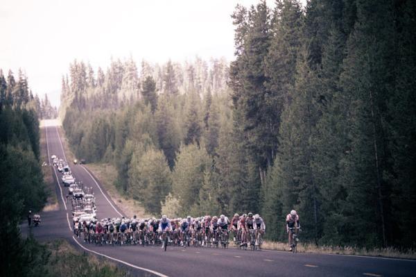 A long rolling day for the mens peloton