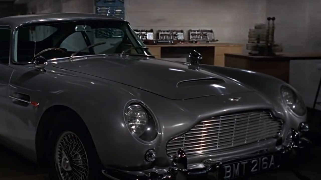 Aston Martin DB5 in Goldfinger