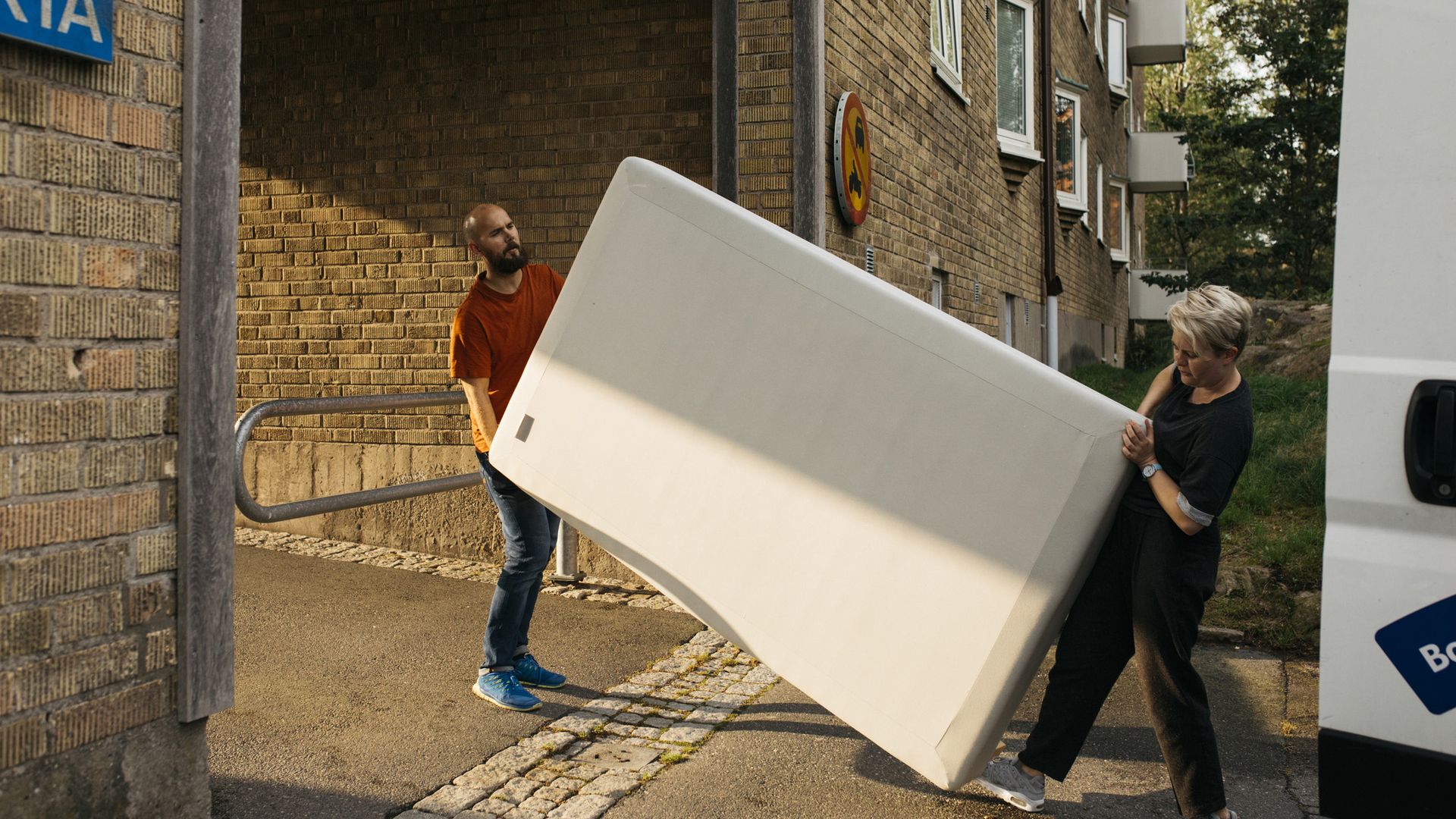 How to return a mattress to Amazon Tom's Guide