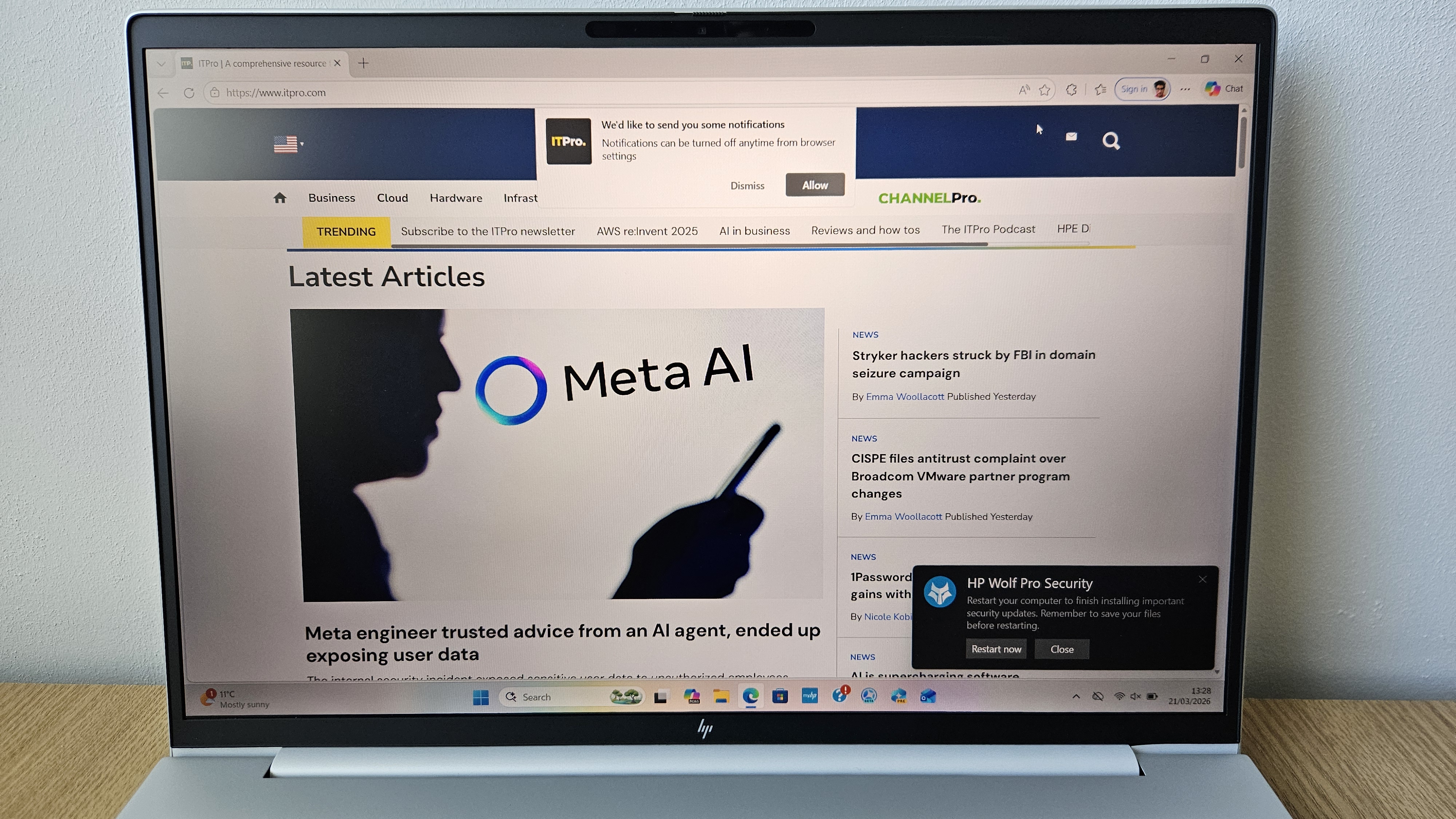 The HP EliteBook 8 G1a 16 on a desk