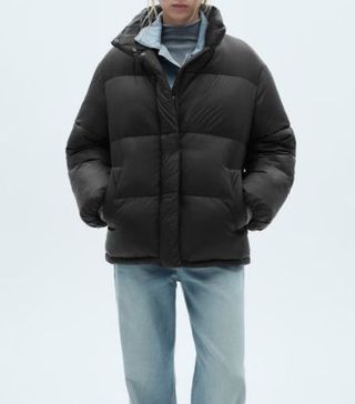 Image of black puffer jacket 