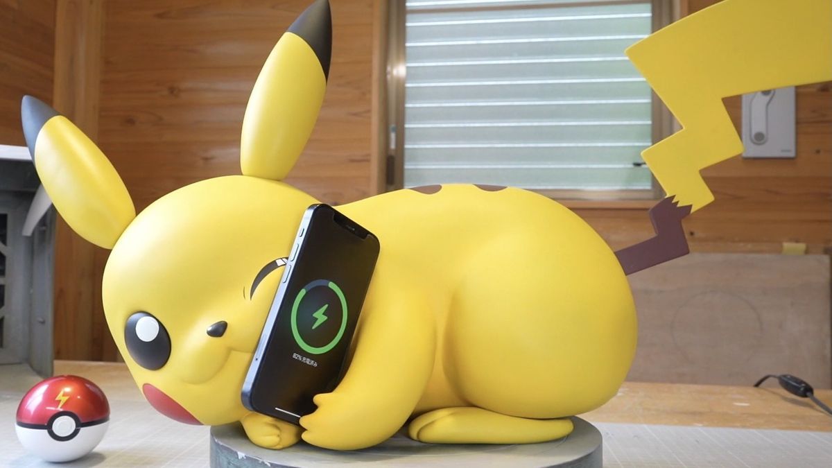 this-pokemon-iphone-charger-might-be-the-cutest-apple-accessory-ever