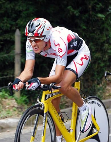 Juan Pablo Suarez shows the strain en route to the stage win.