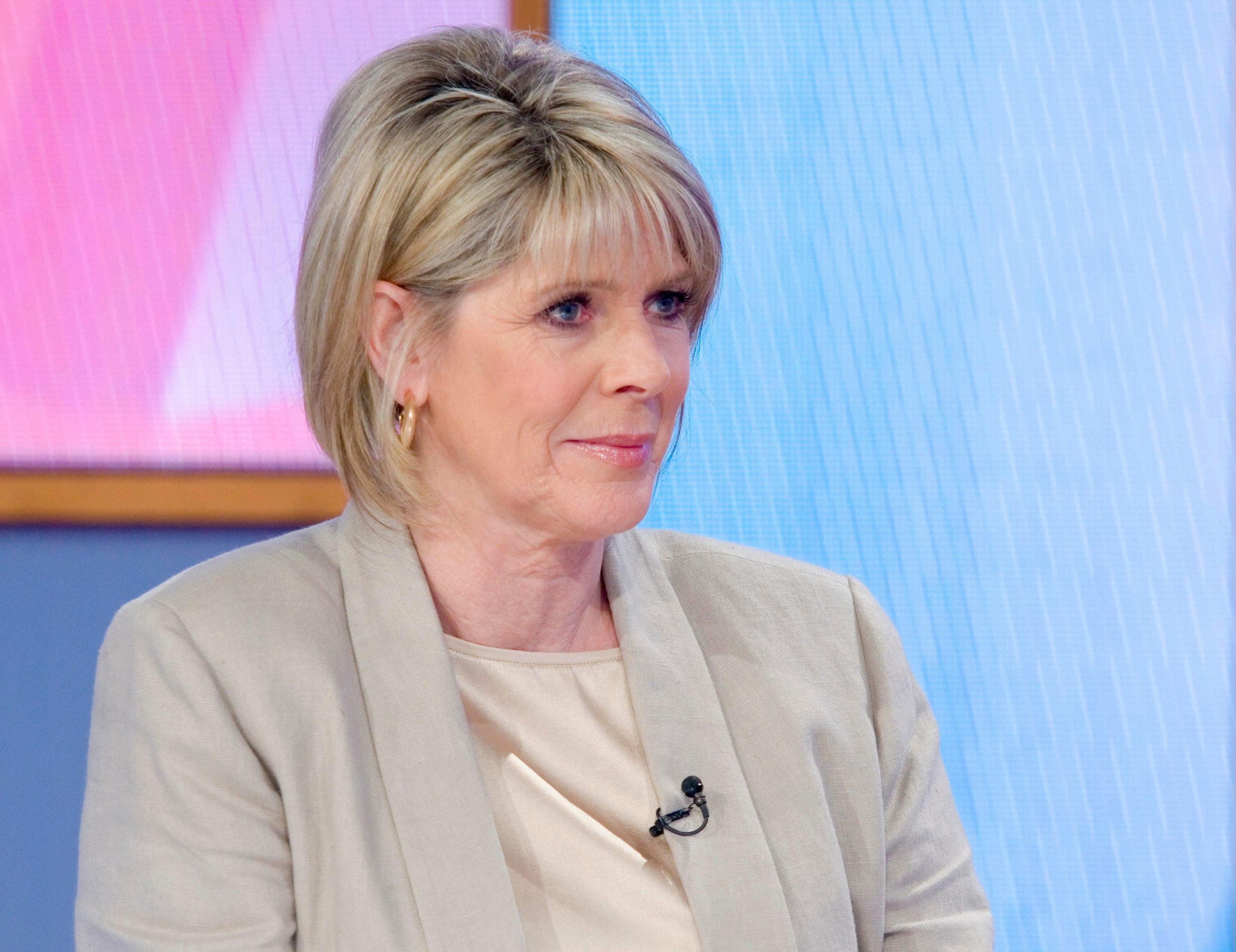 Ruth Langsford Heartbroken As Her Sister Julia Passes Away Following Very Long Illness Woman