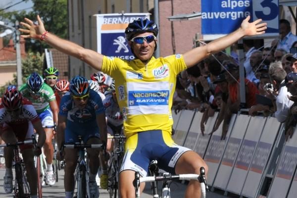 Romain Feillu (Vacansoleil) gets win number two for the season.