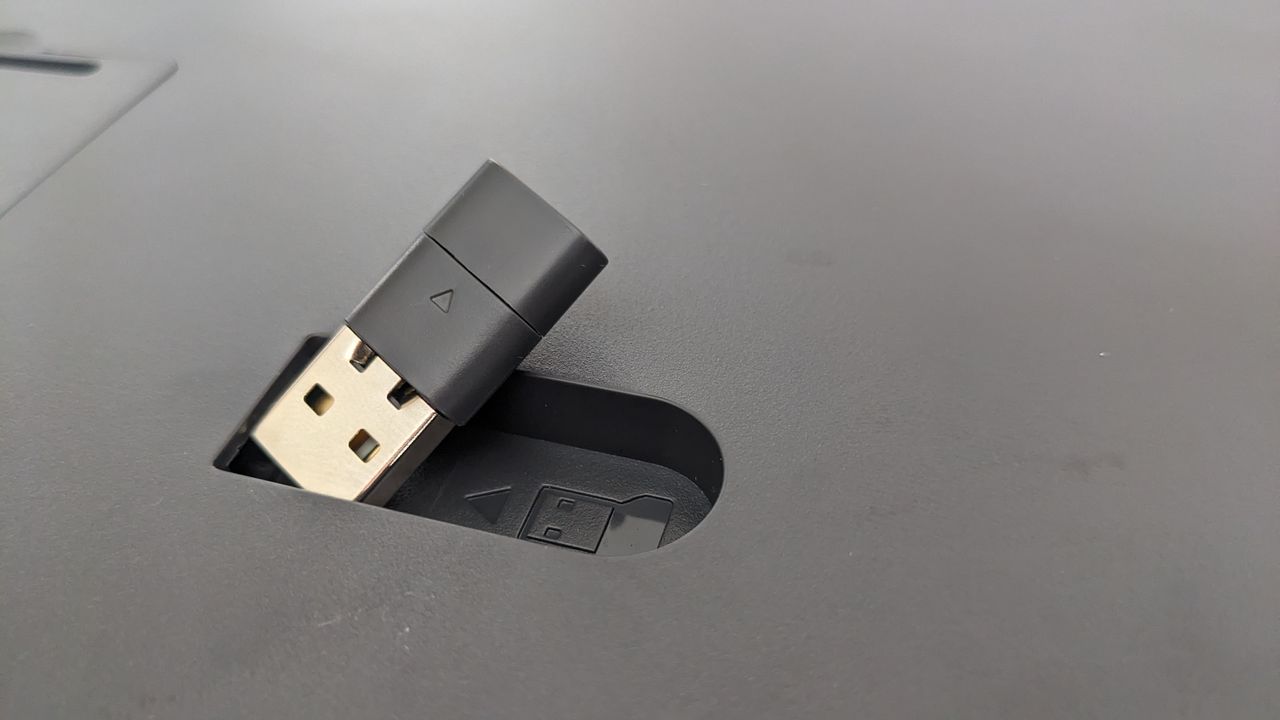 Trust Keyra ergonomic keyboard during our review