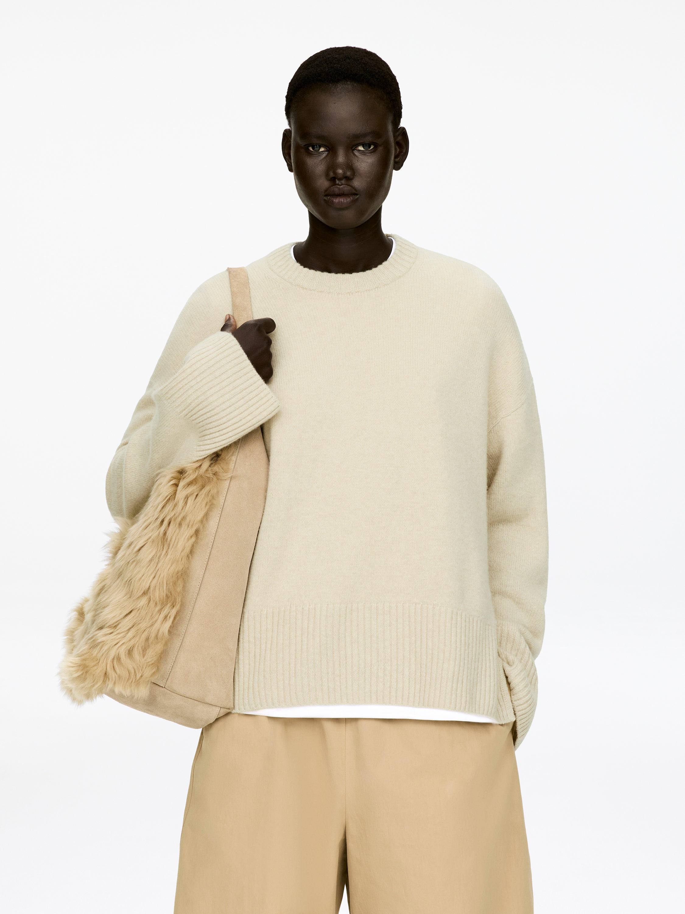 Relaxed Cashmere-Wool Jumper &amp;ndash; Beige &amp;ndash; Women &amp;ndash; Arket Gb