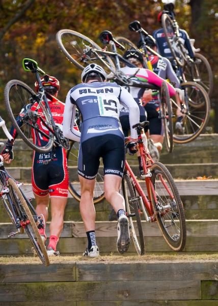 The chase group climbs out of the amphitheatre section.
