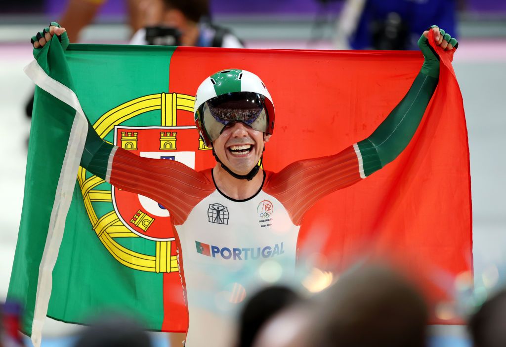 PARIS FRANCE AUGUST 08 Silver medalist Iuri Leitao of Team Portugal celebrates after the Mens Omnium Points Race 44 on day thirteen of the Olympic Games Paris 2024 at SaintQuentinenYvelines Velodrome on August 08 2024 in Paris France Photo by Tim de WaeleGetty Images