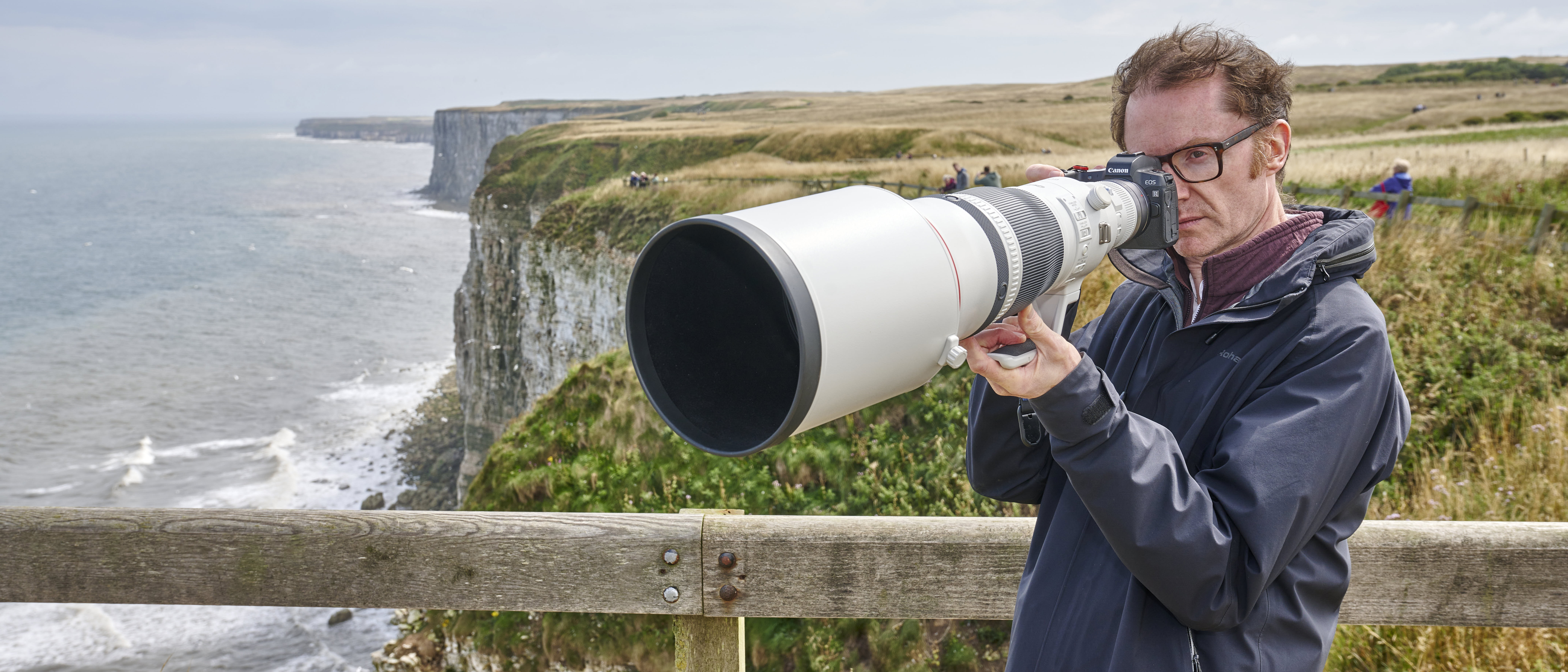 Photo of the Canon RF 600mm F4L IS USM super-telephoto prime lens in use at the RSPB Bempton Cliffs nature reserve in Yorkshire, England, UK