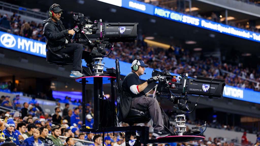 Prime Video cameramen at &#039;Thursday Night Football&#039;