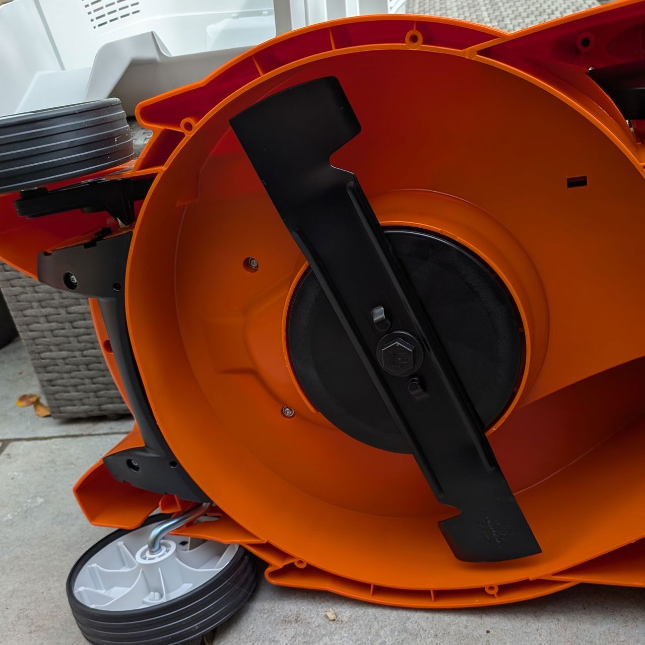 Stihl lawn mower testing