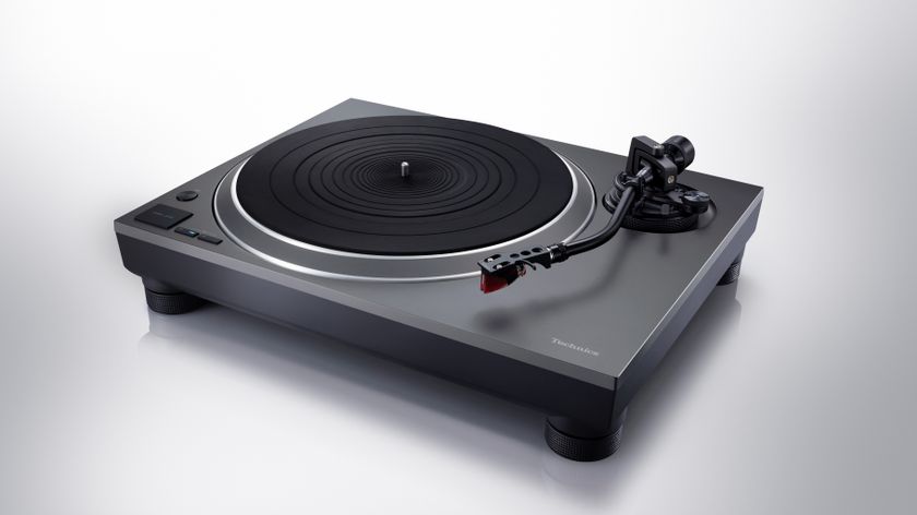 Technics SL-1500CS turntable