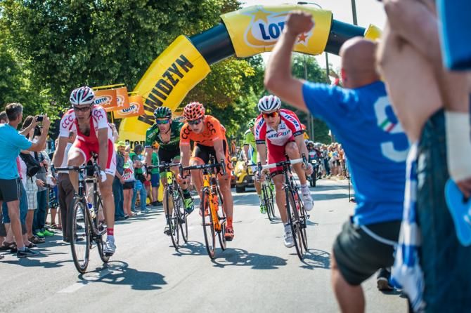 The breakaway is cheered on