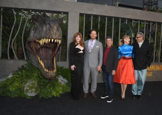 The cast of Jurassic World: Dominion on the blue carpet.