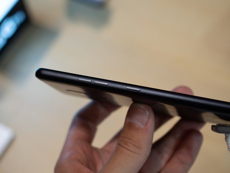 LG G7 One