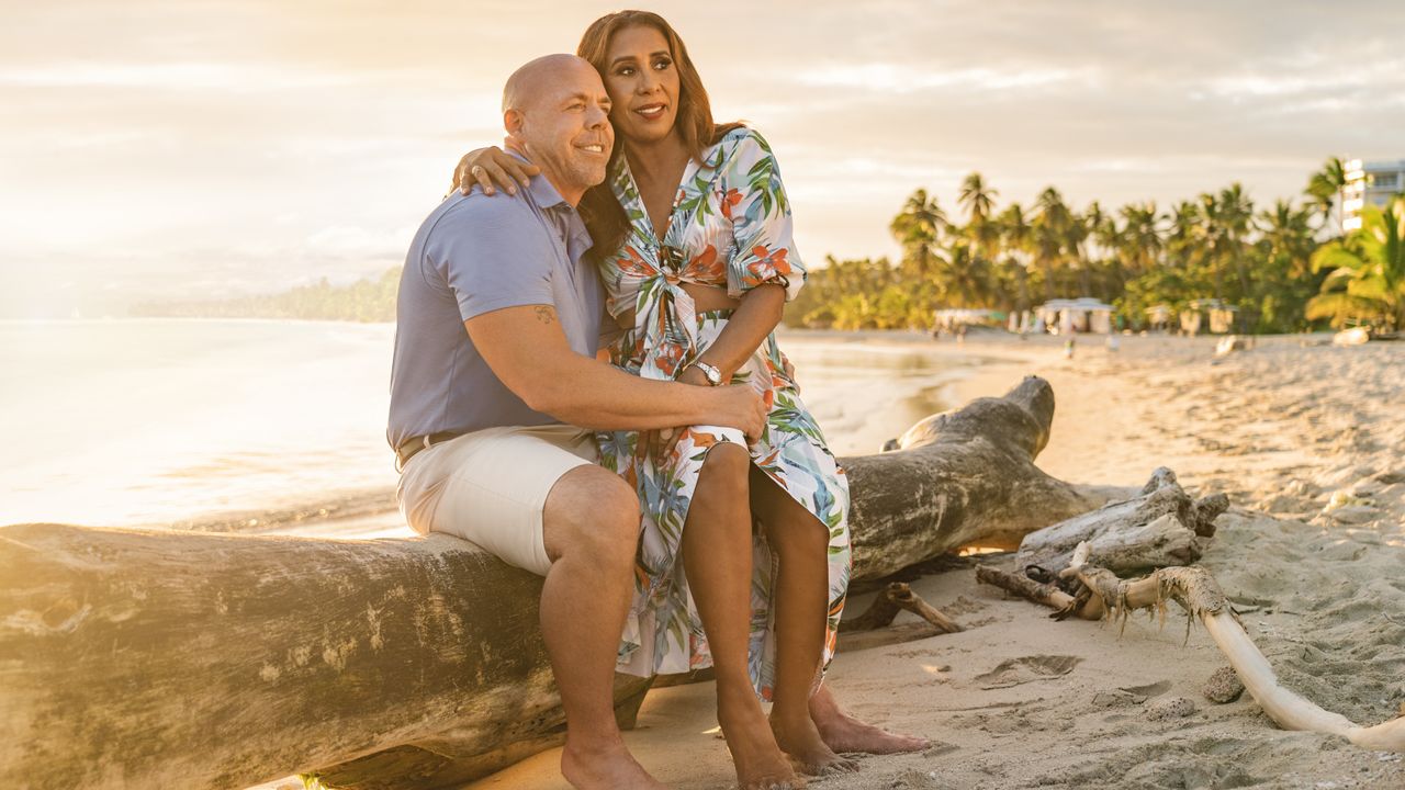 Scott and Lidia on a beach in key art for 90 Day Fianc&eacute;: Love in Paradise season 3
