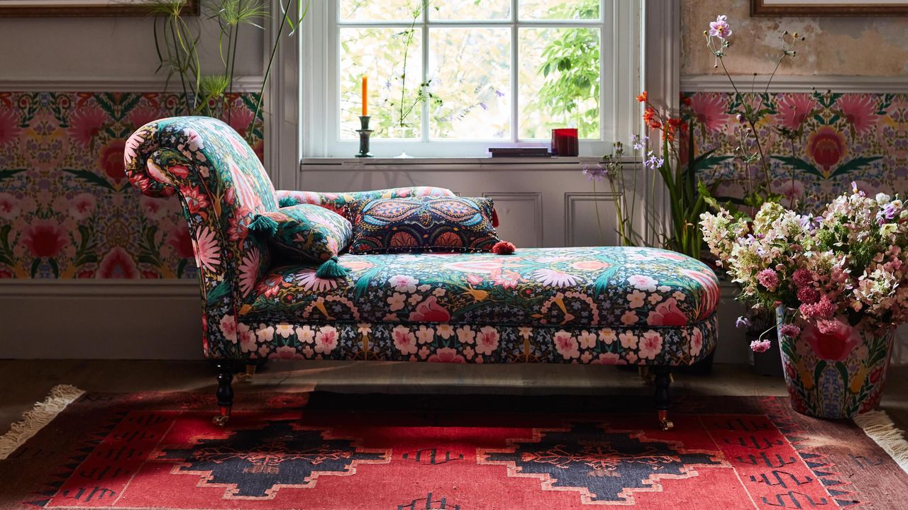 modern folk style chaise longue