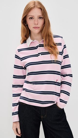 3JX6hq65HpvFB369WvU3Gm-320-80 تشارك كارولين ماجواير اتجاهات الصيف التي رصدتها في باريس