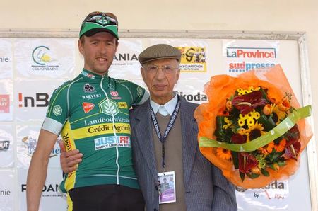 Winner Bert Scheirlinckx (Landbouwkrediet) and Mr. Pino Cerami.