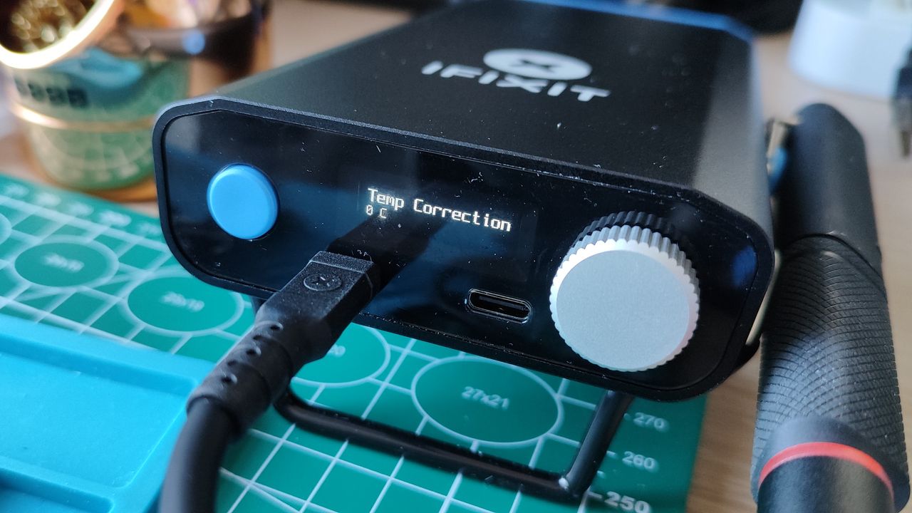 Ifixit Portable Soldering Station